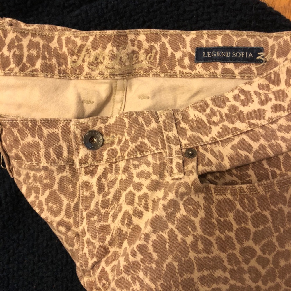 Jeans - Picture 5 of 6